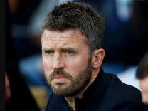 Manchester United Dalam Tekanan, Masa Depan Michael Carrick Mulai Dipertanyakan