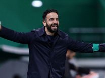 Ruben Amorim Buka Suara Usai AC Milan Dibantai Bournemouth 0-3, Soroti Penalti dan Kartu Merah Maignan